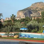 Villa In Casa